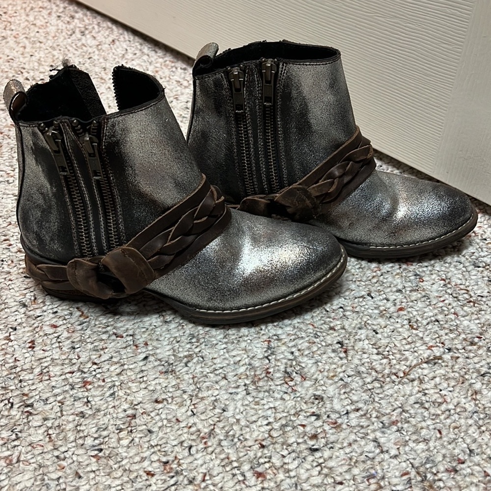 Booties - Picture 2 of 4
